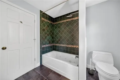 1 Elizabeth Ann Drive Johnston RI 02919