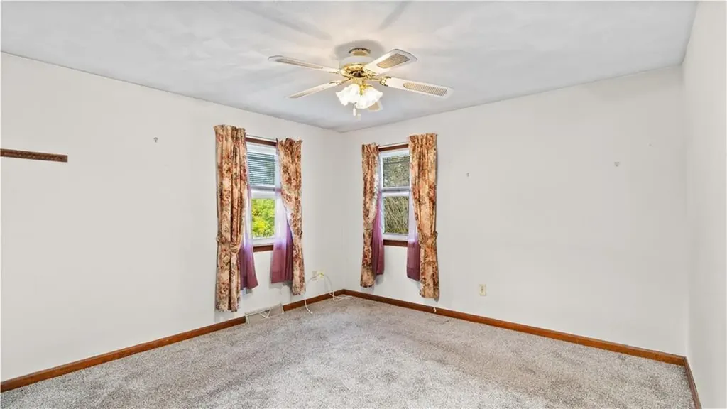 54 Pheasant Avenue Warwick RI 02886