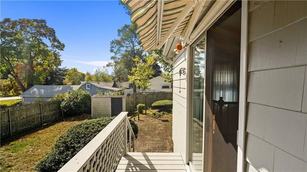 54 Pheasant Avenue Warwick RI 02886