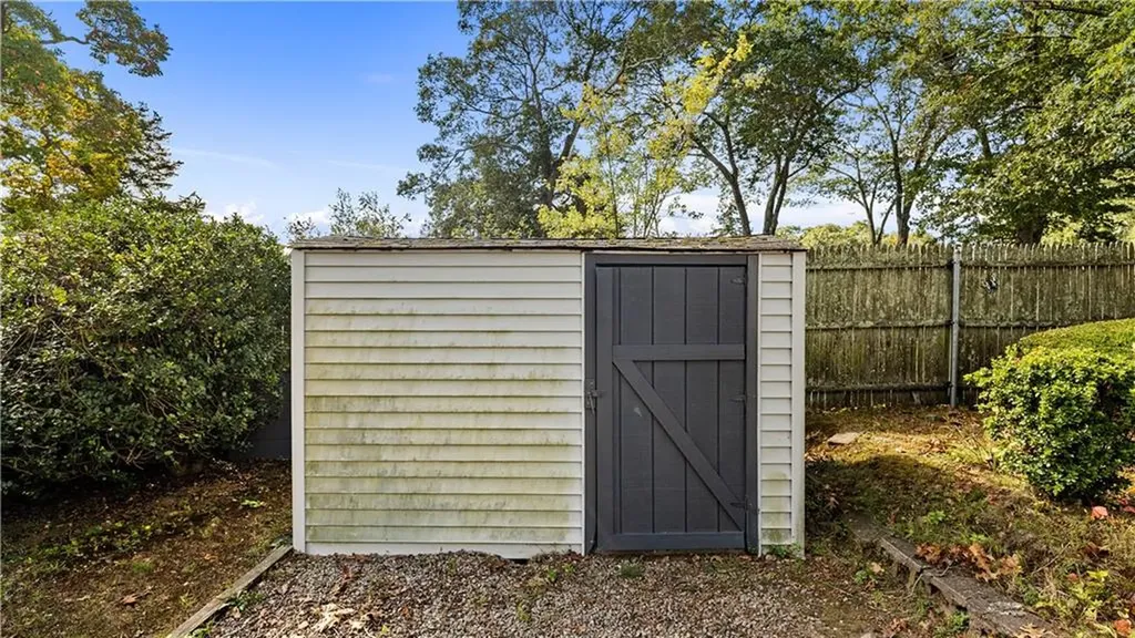 54 Pheasant Avenue Warwick RI 02886