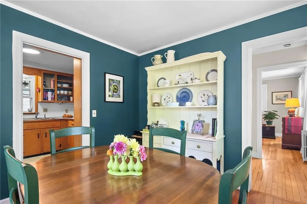 19 Harborview Avenue Bristol RI 02809