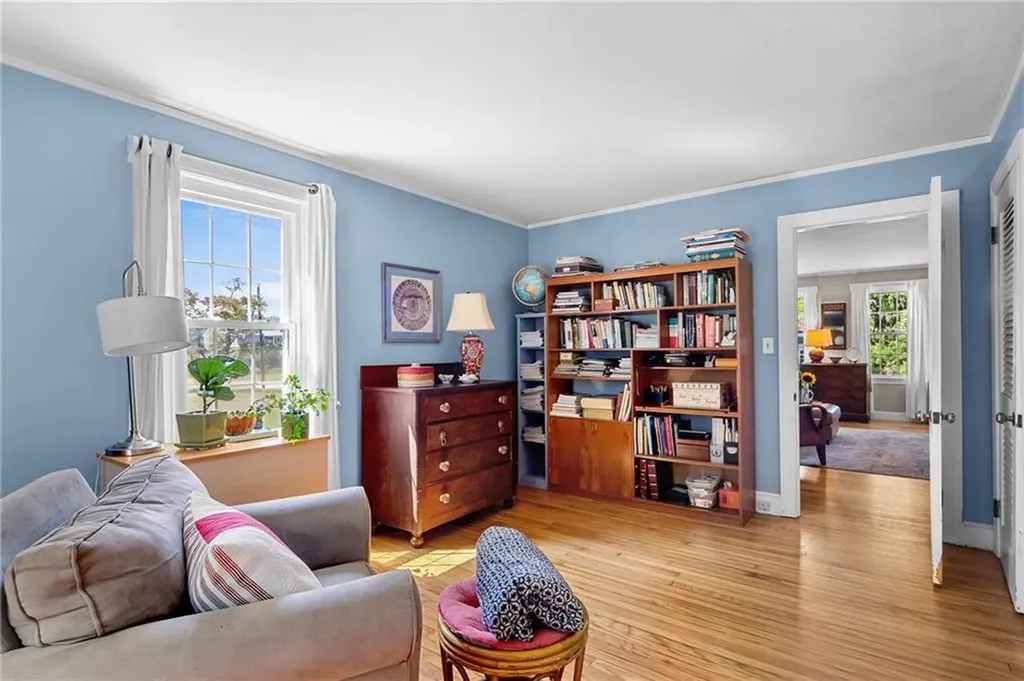 19 Harborview Avenue Bristol RI 02809