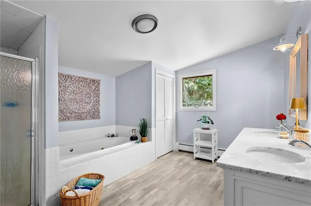 19 Harborview Avenue Bristol RI 02809