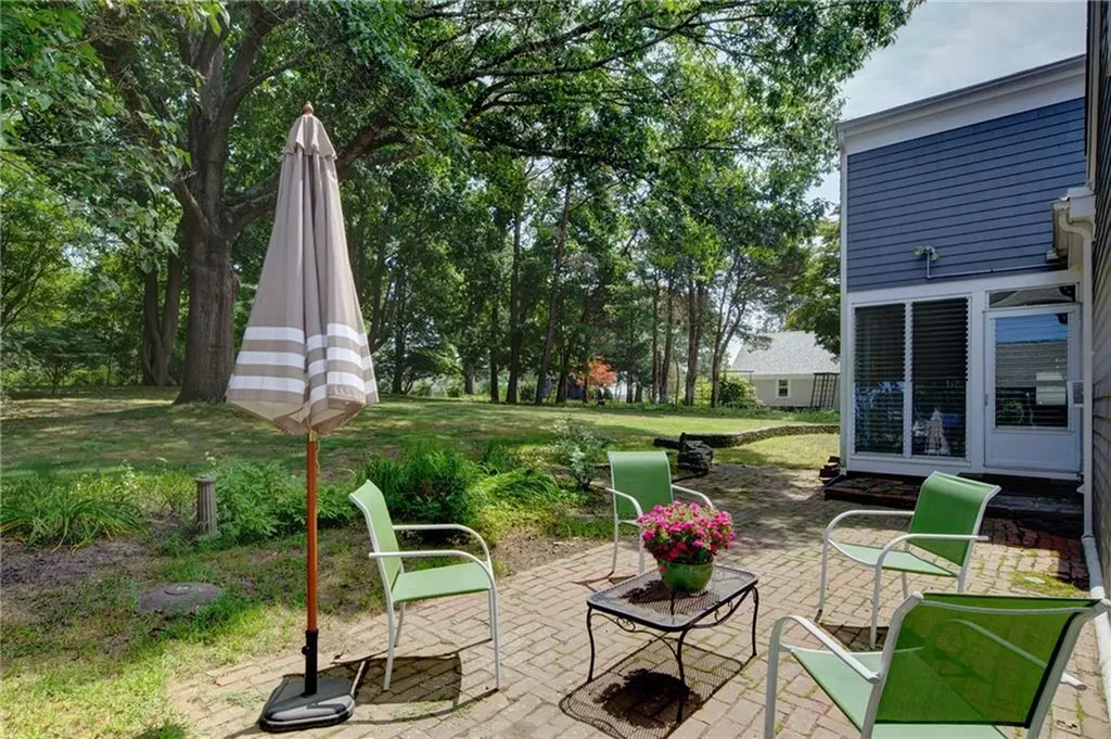 19 Harborview Avenue Bristol RI 02809