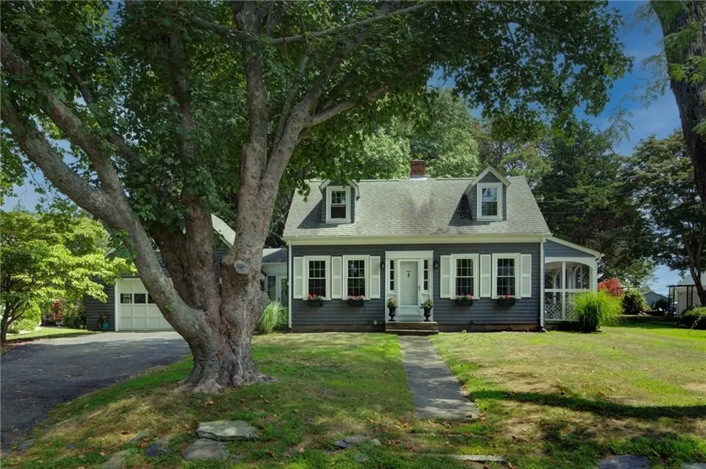 19 Harborview Avenue Bristol RI 02809