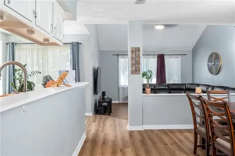 64 Nipmuc Trail North Providence RI 02911