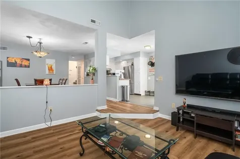 64 Nipmuc Trail North Providence RI 02911