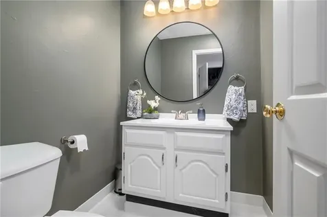 64 Nipmuc Trail North Providence RI 02911