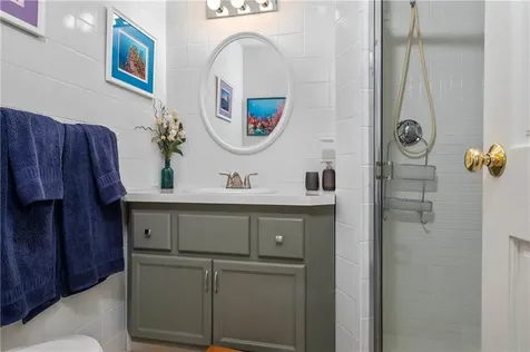 64 Nipmuc Trail North Providence RI 02911