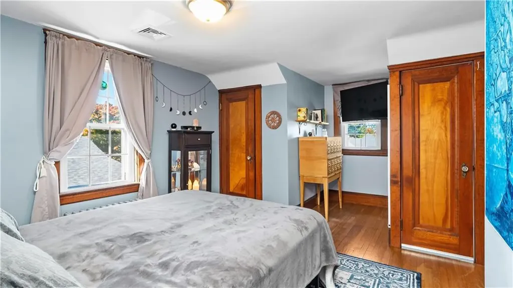 224 Palace Avenue Warwick RI 02886