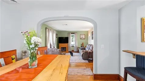 224 Palace Avenue Warwick RI 02886