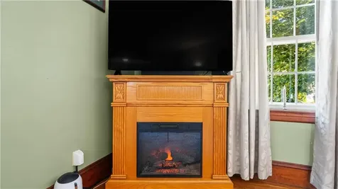 224 Palace Avenue Warwick RI 02886