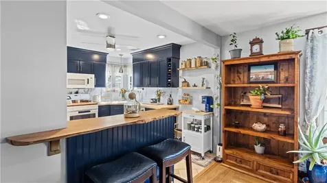 224 Palace Avenue Warwick RI 02886