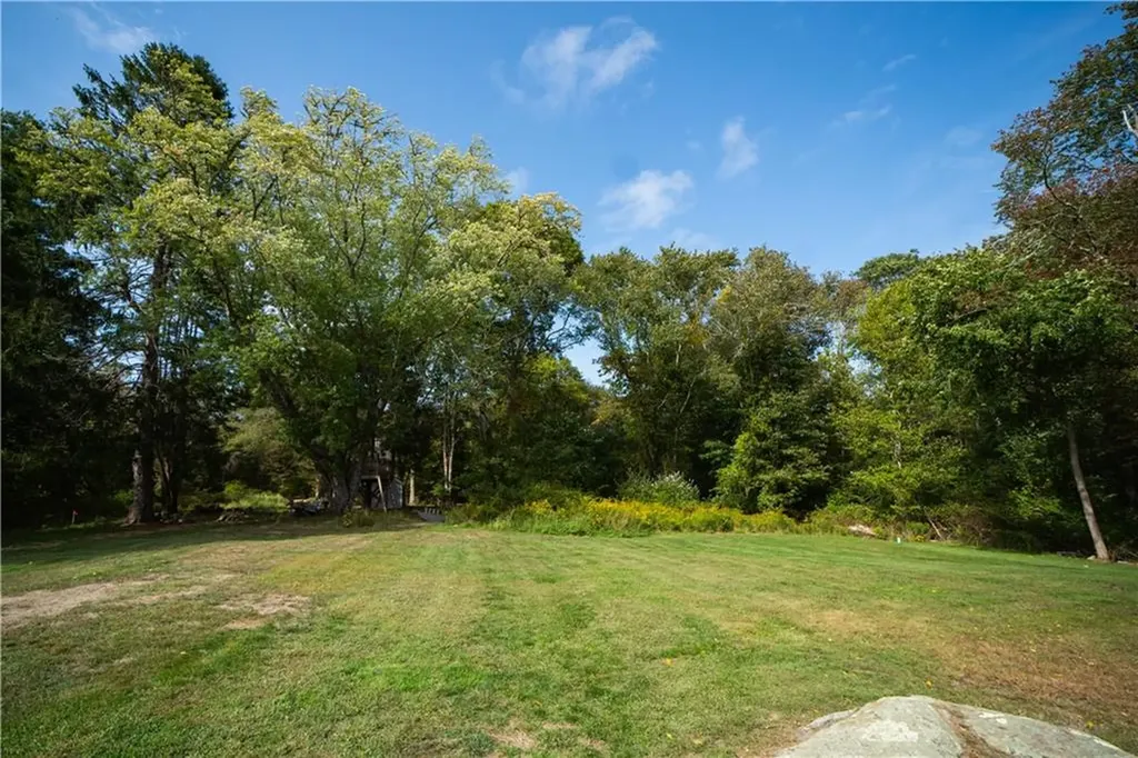 255 John Dyer Road Little Compton RI 02837