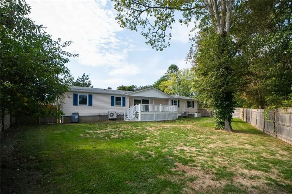 255 John Dyer Road Little Compton RI 02837
