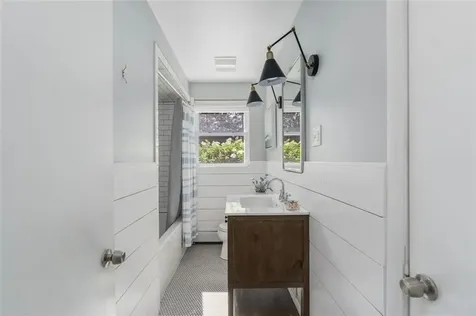 55 Dahlia Drive North Kingstown RI 02852