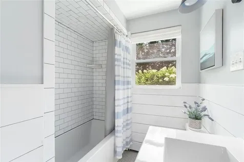 55 Dahlia Drive North Kingstown RI 02852