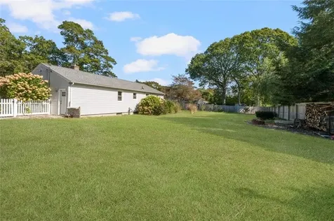 55 Dahlia Drive North Kingstown RI 02852