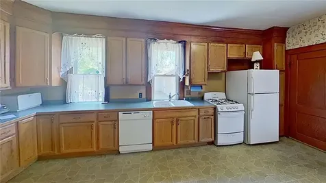 98 Wood Street Coventry RI 02816