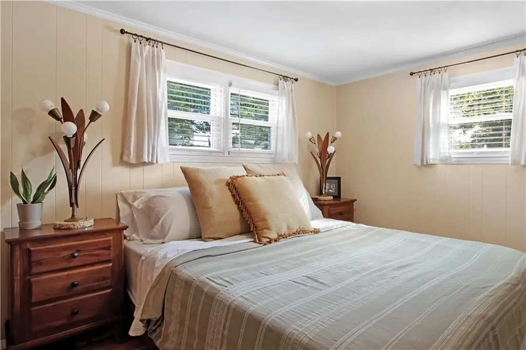 73 Custer Street Warwick RI 02889