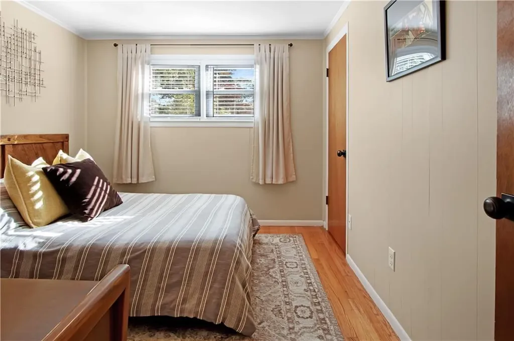 73 Custer Street Warwick RI 02889