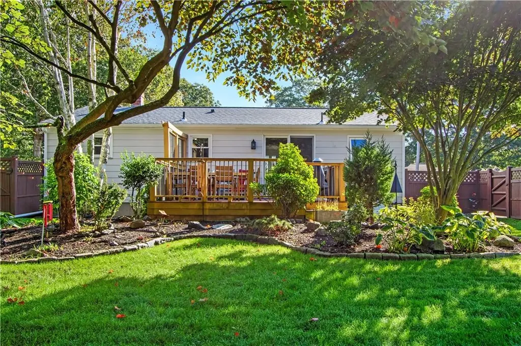 73 Custer Street Warwick RI 02889