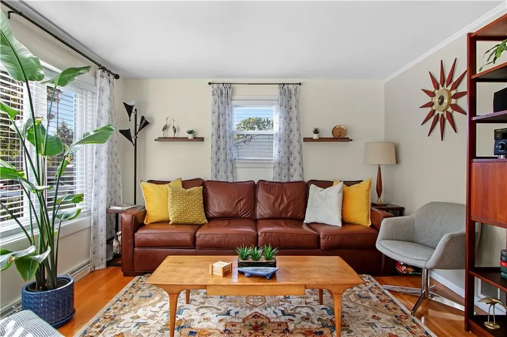 73 Custer Street Warwick RI 02889