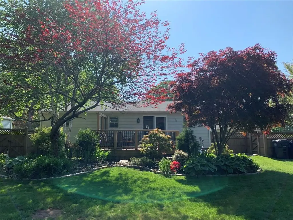 73 Custer Street Warwick RI 02889