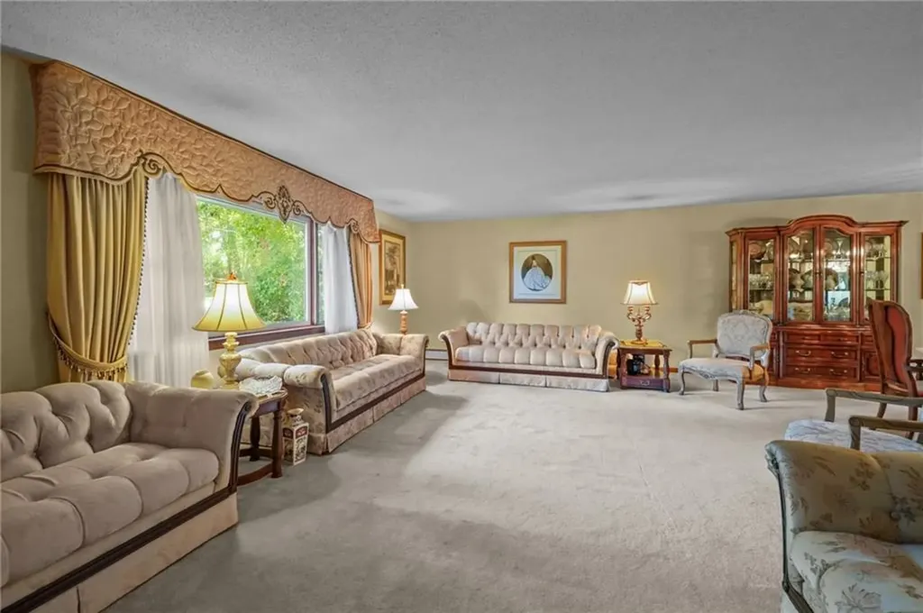 54 Sherwood Drive Westerly RI 02891