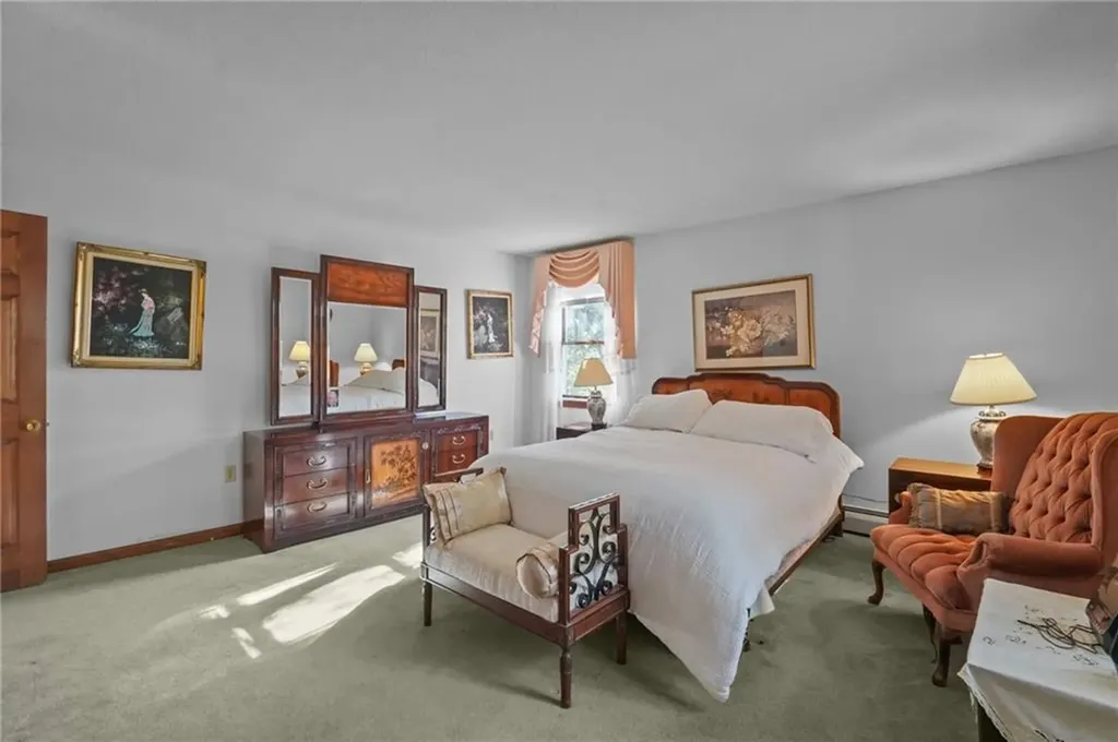 54 Sherwood Drive Westerly RI 02891