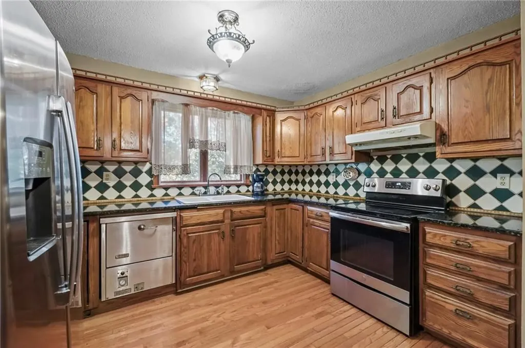 54 Sherwood Drive Westerly RI 02891