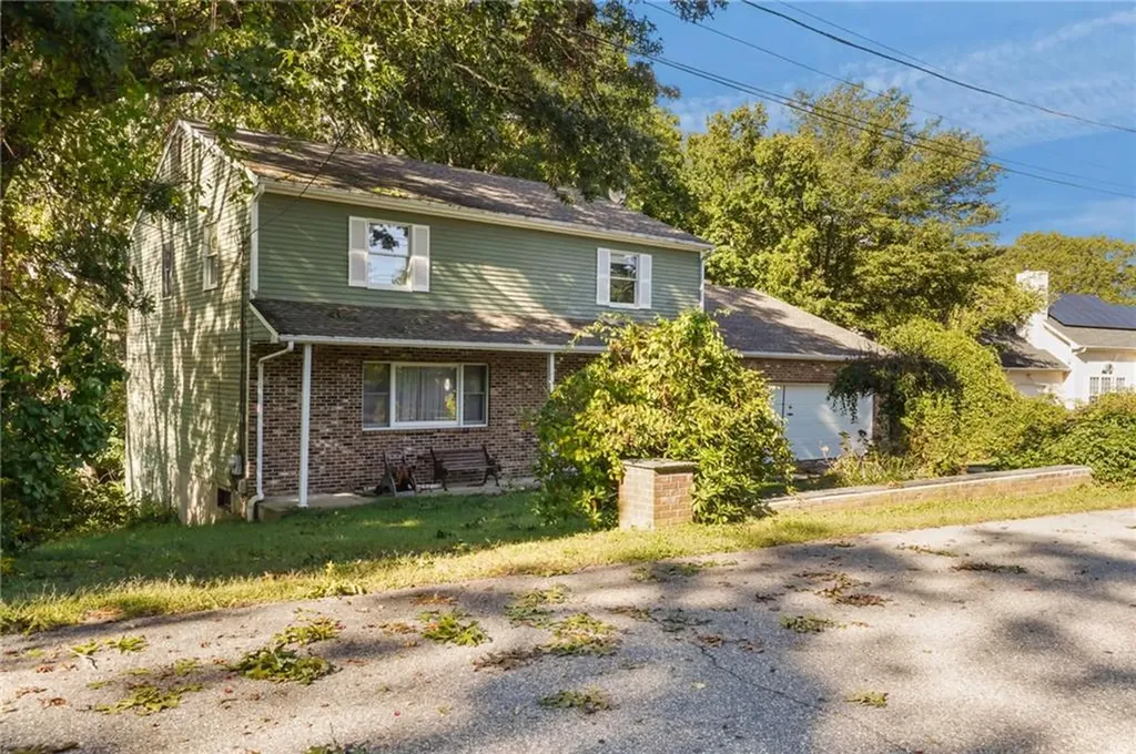 54 Sherwood Drive Westerly RI 02891