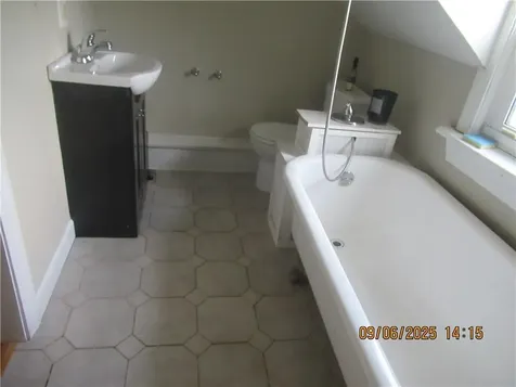 64 Fairfield Avenue Woonsocket RI 02895