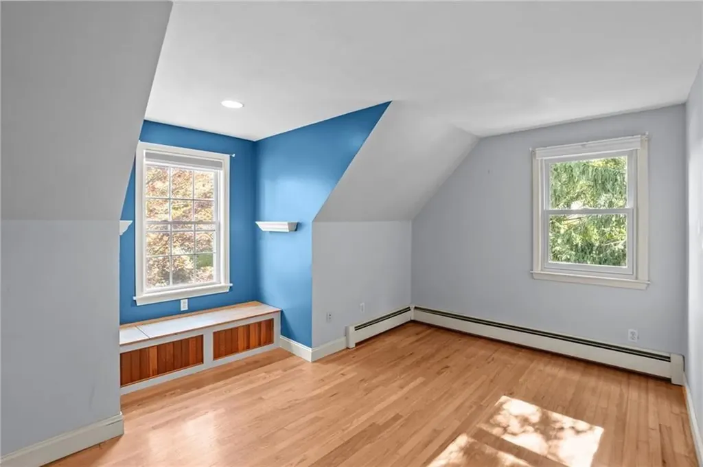 71 Mohawk Drive Portsmouth RI 02871