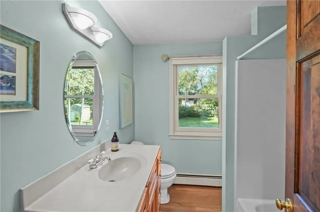 71 Mohawk Drive Portsmouth RI 02871