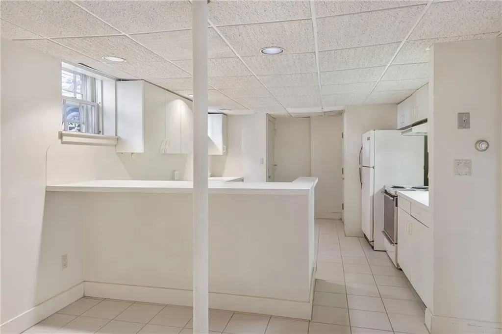 98 Congdon Street Providence RI 02906