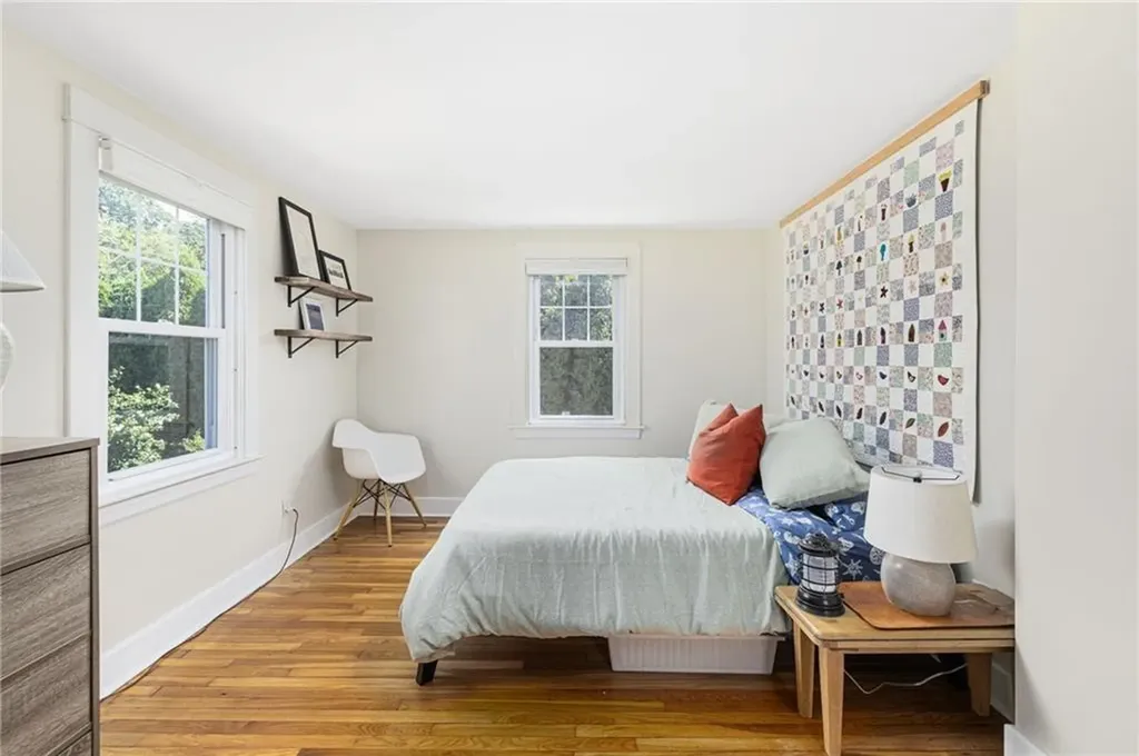 16 Reed Street Tiverton RI 02878