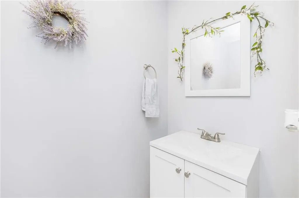 8 Lily Lane West Warwick RI 02893