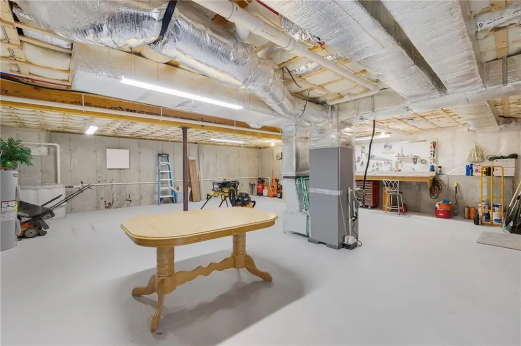 8 Lily Lane West Warwick RI 02893