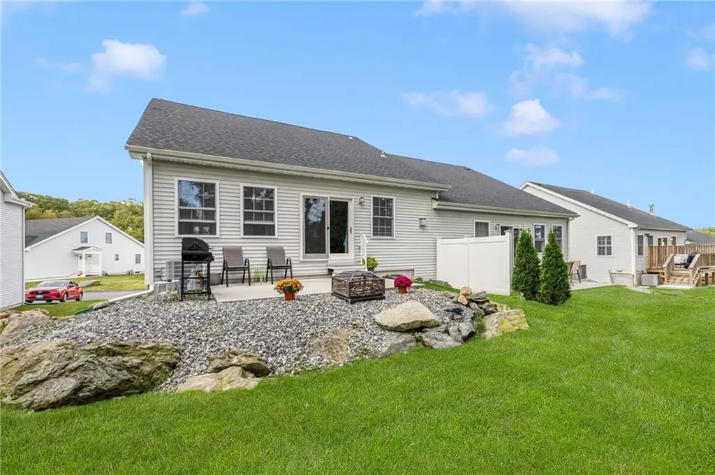 8 Lily Lane West Warwick RI 02893