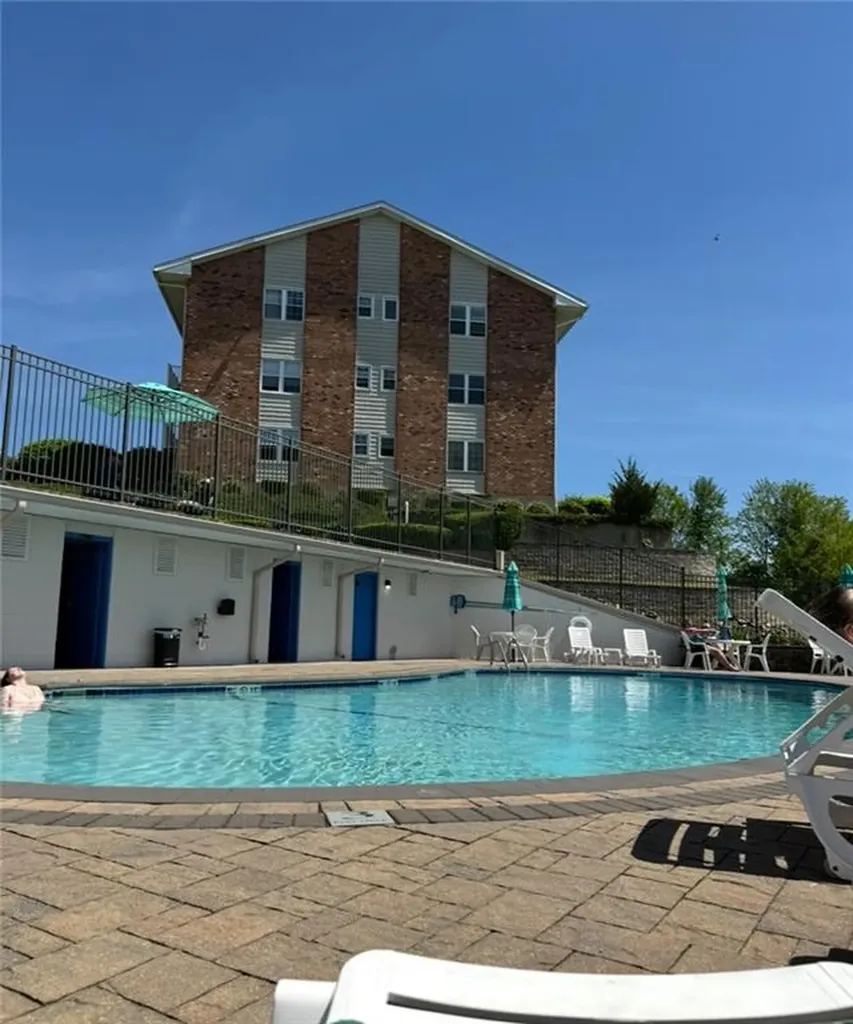 25 Bullocks Point Avenue East Providence RI 02915