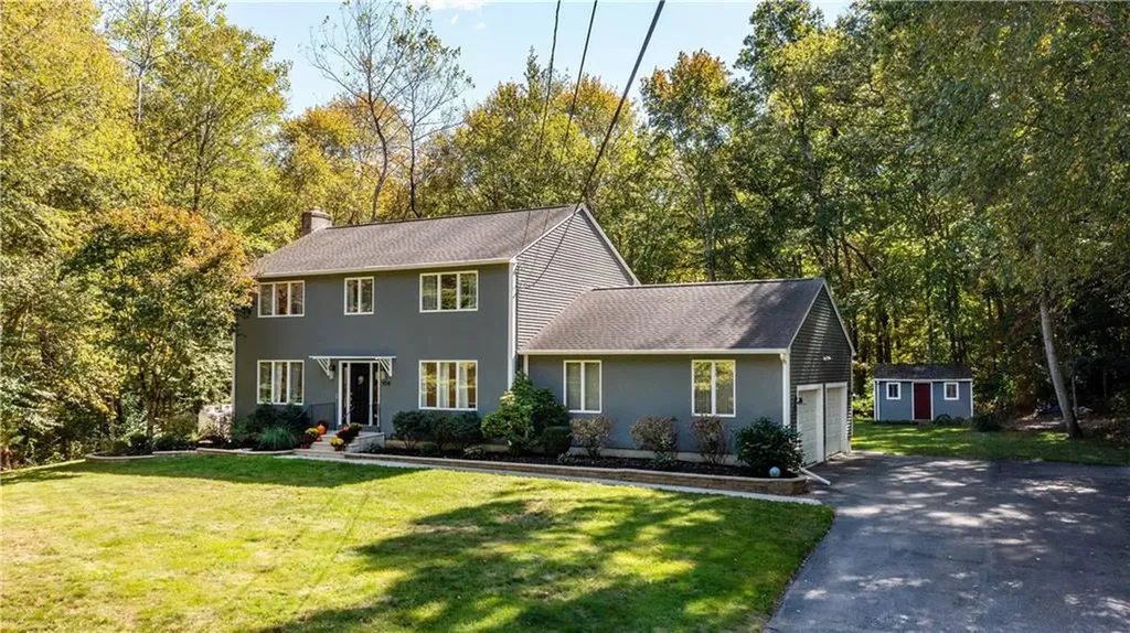 106 Winsor Avenue Johnston RI 02919