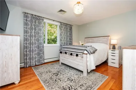 106 Winsor Avenue Johnston RI 02919