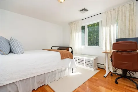 106 Winsor Avenue Johnston RI 02919