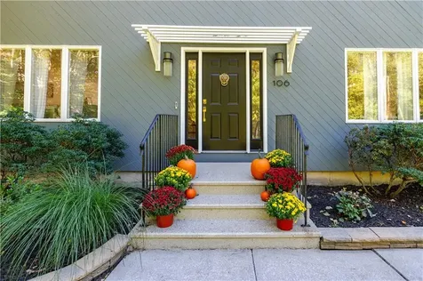 106 Winsor Avenue Johnston RI 02919