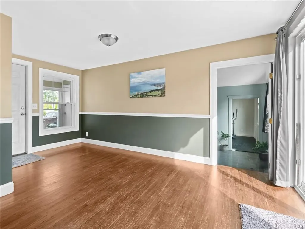 25 Woodbine Street East Providence RI 02915