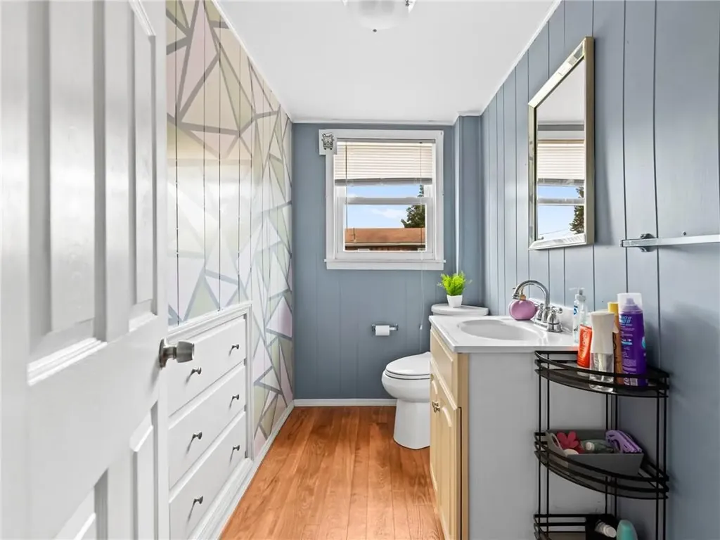 25 Woodbine Street East Providence RI 02915