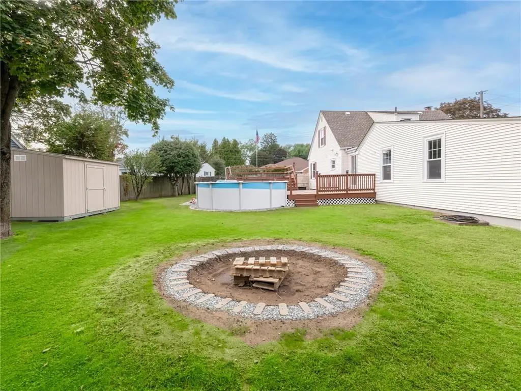 25 Woodbine Street East Providence RI 02915