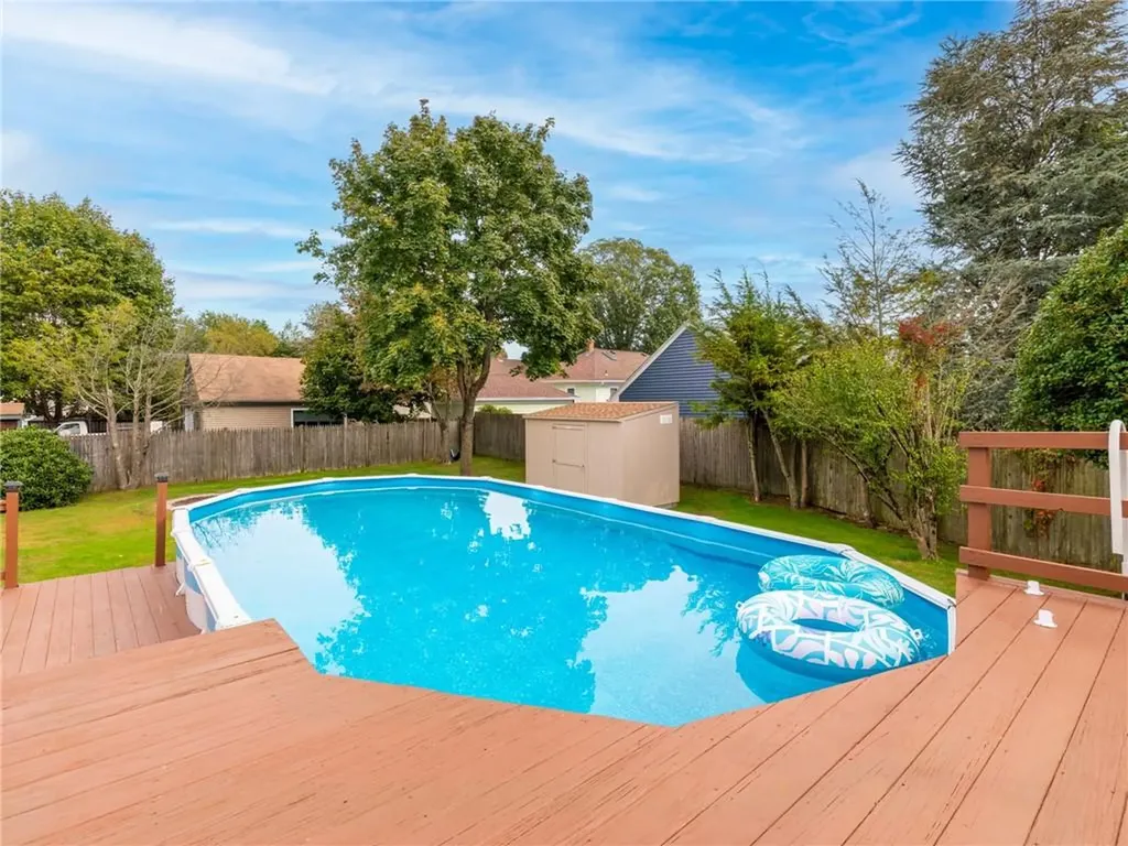 25 Woodbine Street East Providence RI 02915