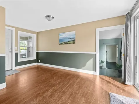 25 Woodbine Street East Providence RI 02915